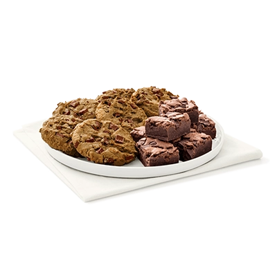 Chick-fil-A Platters For Gathering in 2026: Full Guide 17 Cookie Brownie Tray
