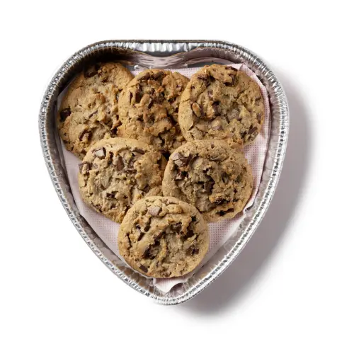Chick-fil-A Heart Tray & Catering Trays 2026 5 Chick fil a Cookie Heart Tray